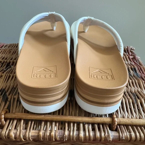 Reef Size 9 Shea Cushion Hi Cream and Brown Platform Sandals - Picture 6 of 7